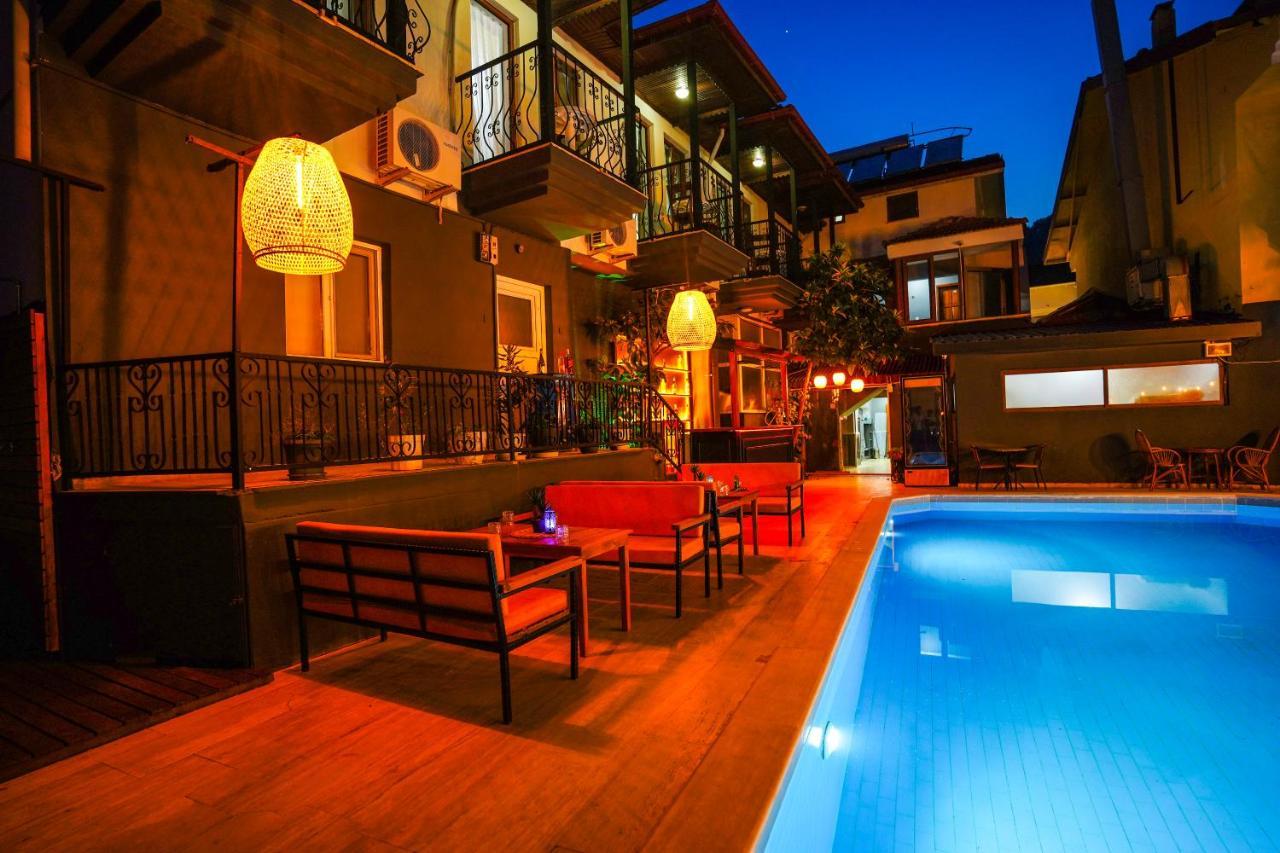 Four Seasons Apart Hotel ดาลยัน ภายนอก รูปภาพ