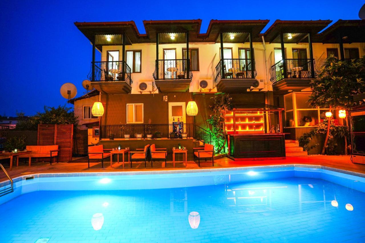 Four Seasons Apart Hotel ดาลยัน ภายนอก รูปภาพ